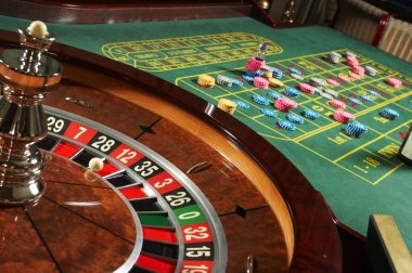 Mobile app interface showing live blackjack table